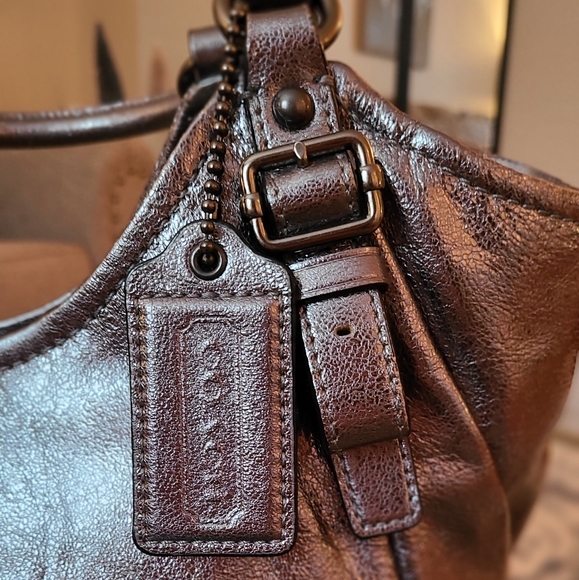 Coach Silver Grey Metallic Shoulder Handbag Purse with Dustbag - Picture 4 of 12